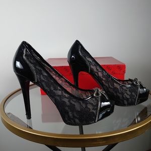 Guess Black Patent and Lace Heels size 10